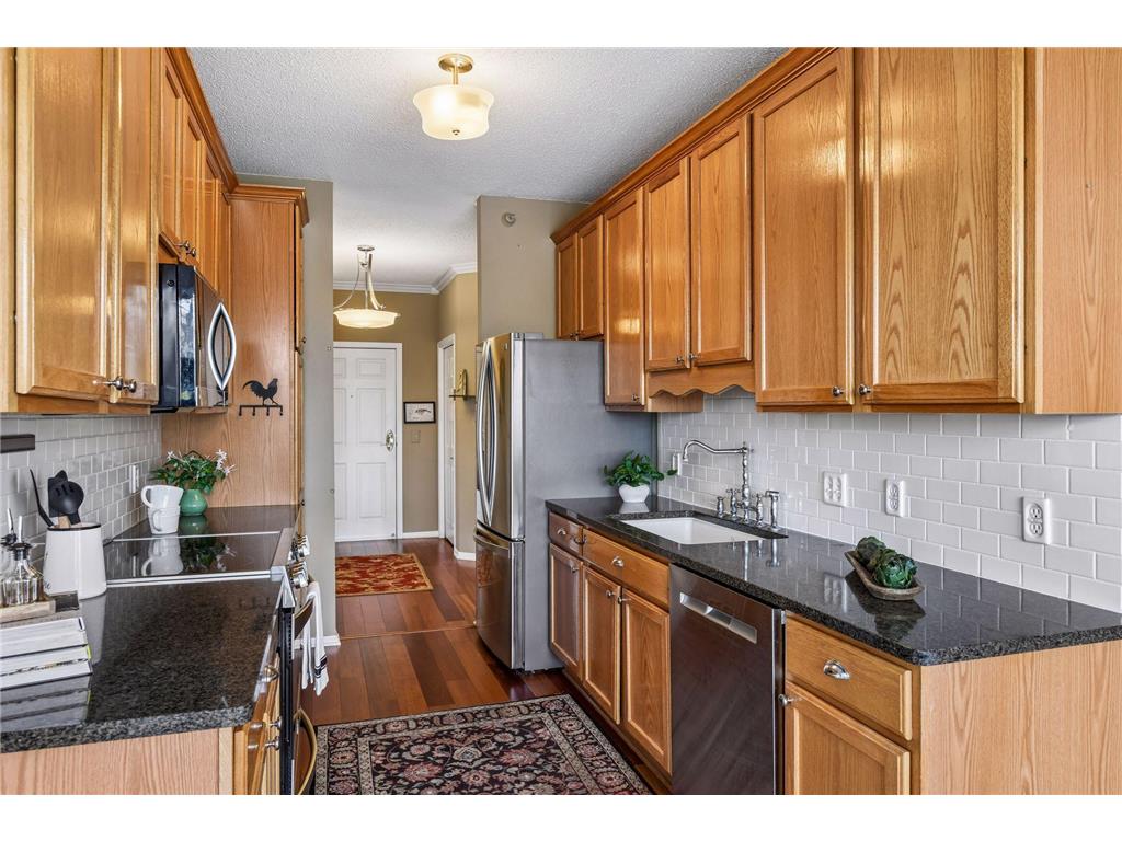 100 Clydesdale Trail #226 Medina MN 55340 7051538 image2