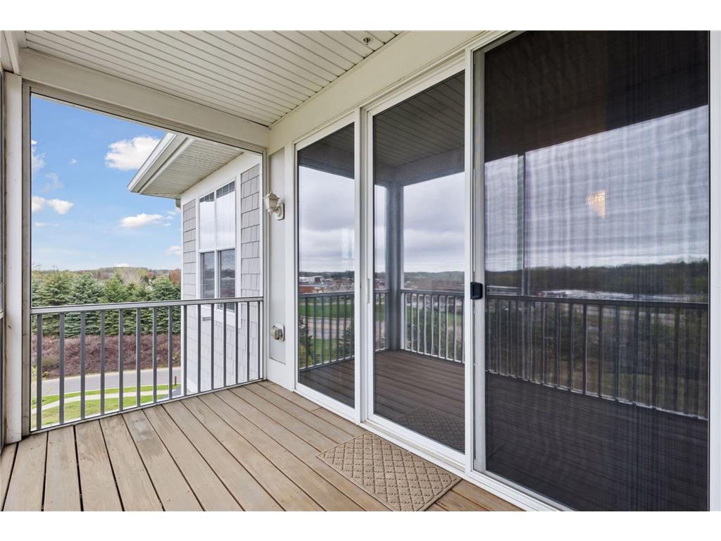 100 Clydesdale Trail #305 Medina MN 55340 7019264 image10