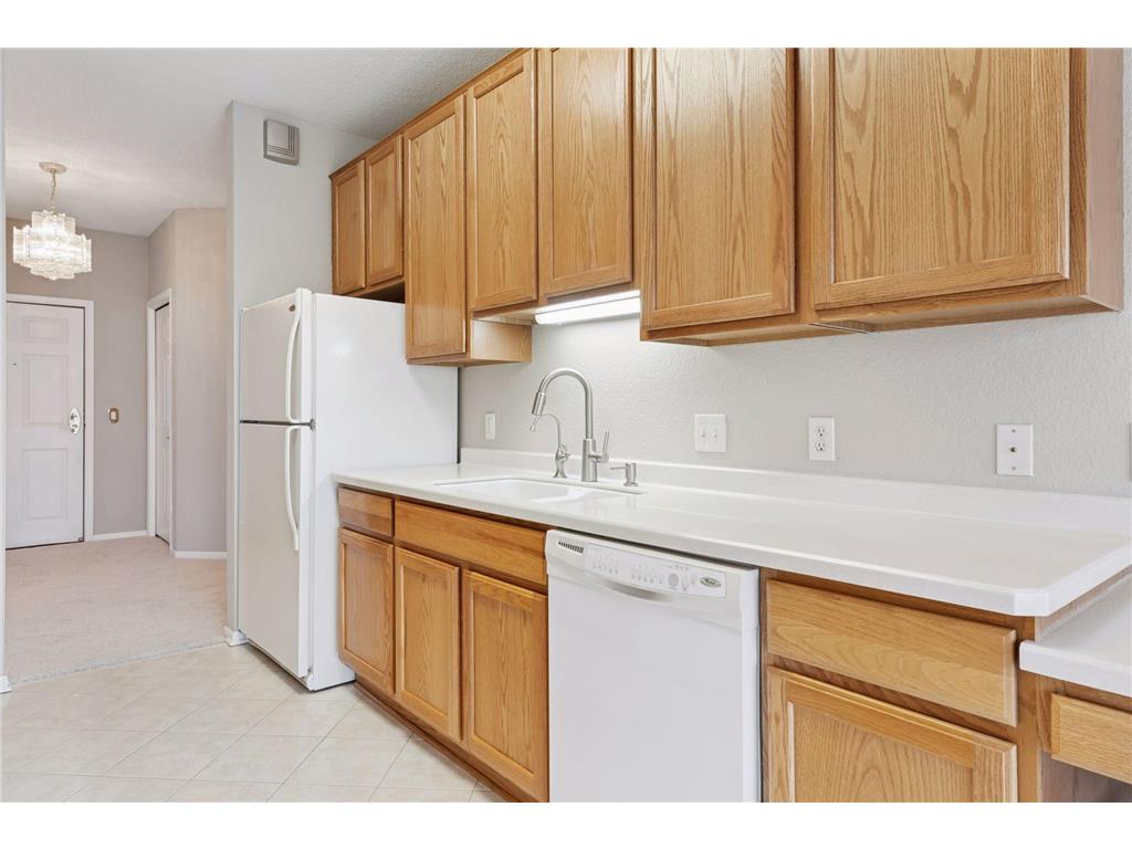 100 Clydesdale Trail #305 Medina MN 55340 7019264 image7