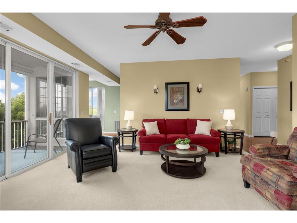 100 Clydesdale Trail #328 Medina MN 55340 7018629 image14
