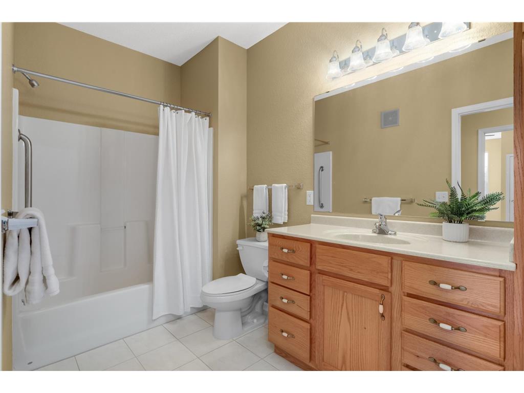 100 Clydesdale Trail #328 Medina MN 55340 7018629 image23