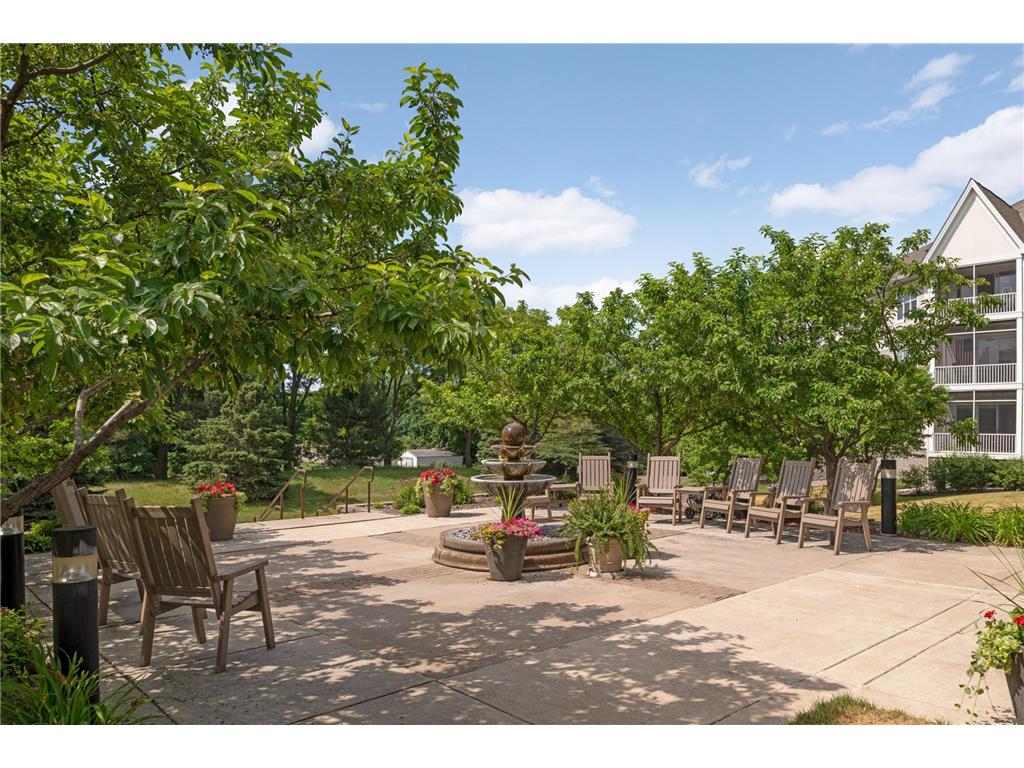 100 Clydesdale Trail #328 Medina MN 55340 7018629 image37