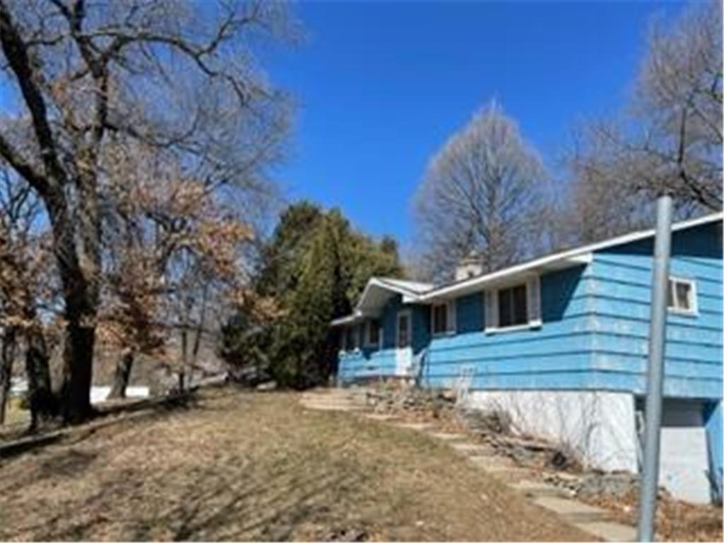 100 Crystal Lake Road W, Burnsville, MN, 55306 MLS 6172094 Edina