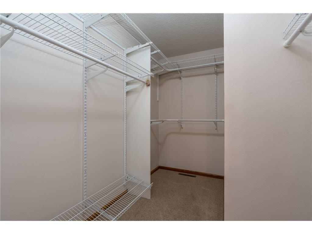 100 Crystal Lane Mankato MN 56001 7104385 image25