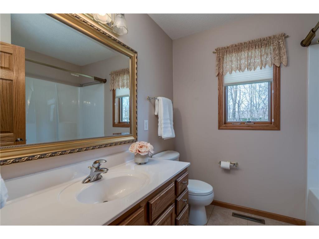 100 Crystal Lane Mankato MN 56001 7104385 image8