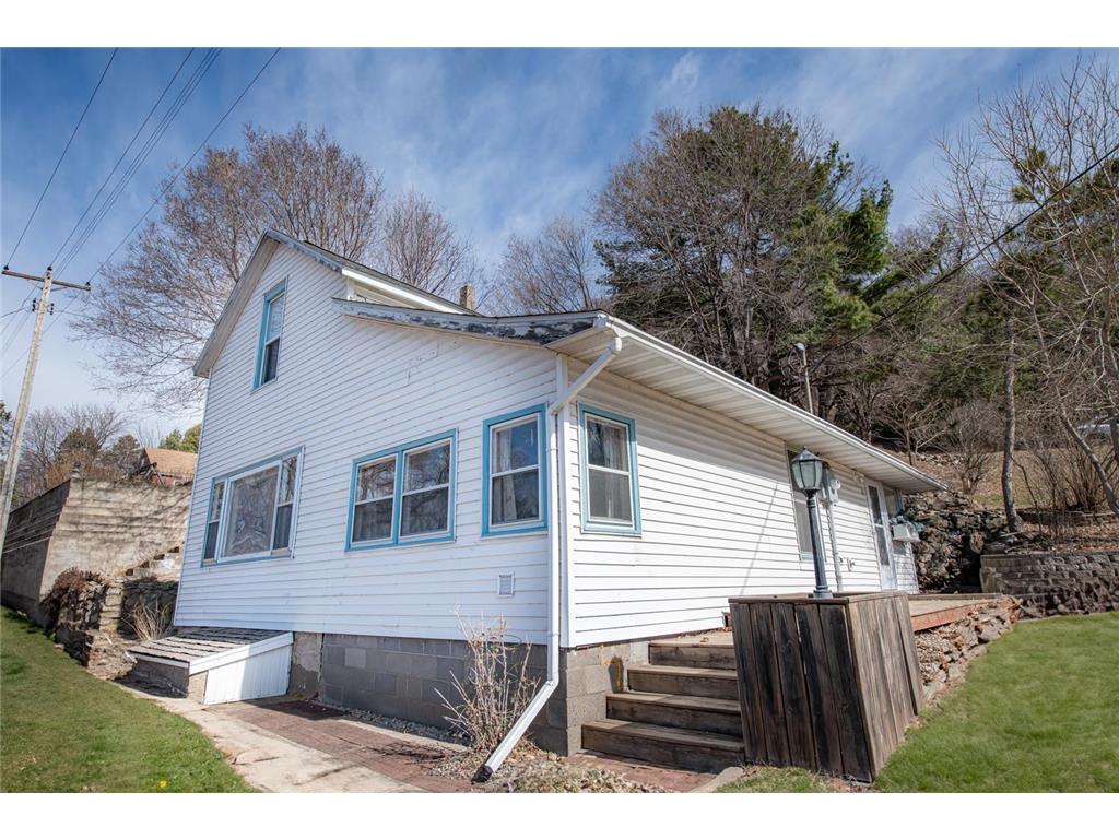 100 E Water Street Alma WI 54610 6686919 image1