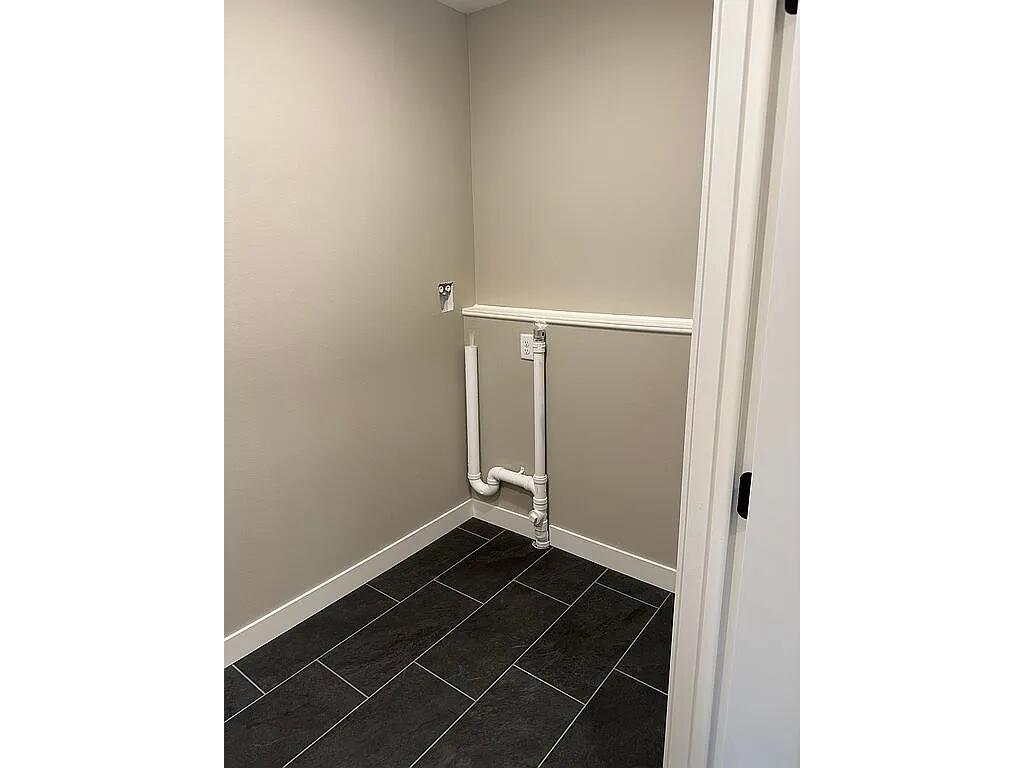 100 Edgewood Drive Redwood Falls MN 56283 6795609 image31