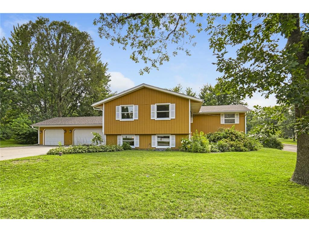 100 Elm Drive Carver MN 55315 6589561 image1
