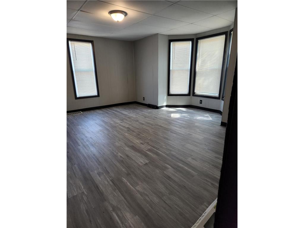100 Greenback Street NW Sleepy Eye MN 56085 7027298 image7