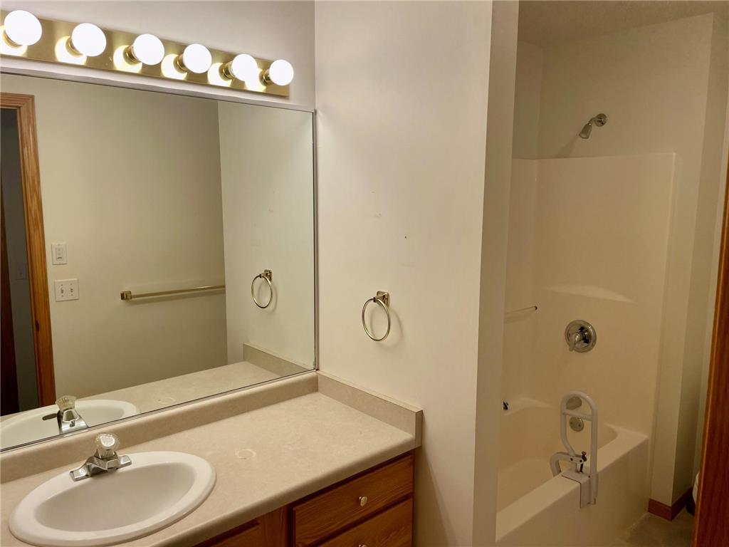 100 Idle Hour Court Wabasha MN 55981 6824401 image30