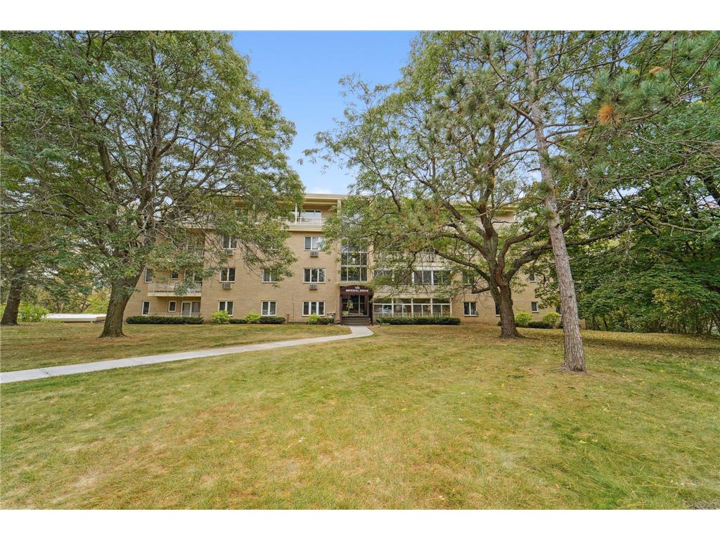 100 Imperial Drive W #401 West Saint Paul MN 55118 6617301 image1