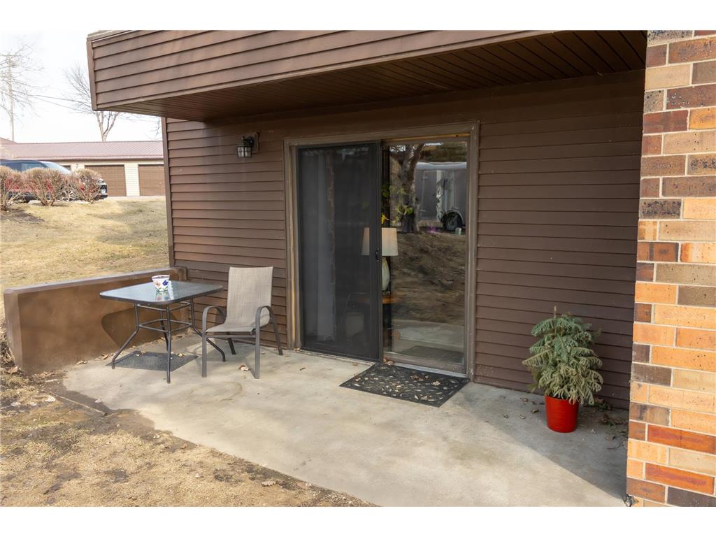 100 Kennedy Park Circle #102 Fergus Falls MN 56537 6702722 image1