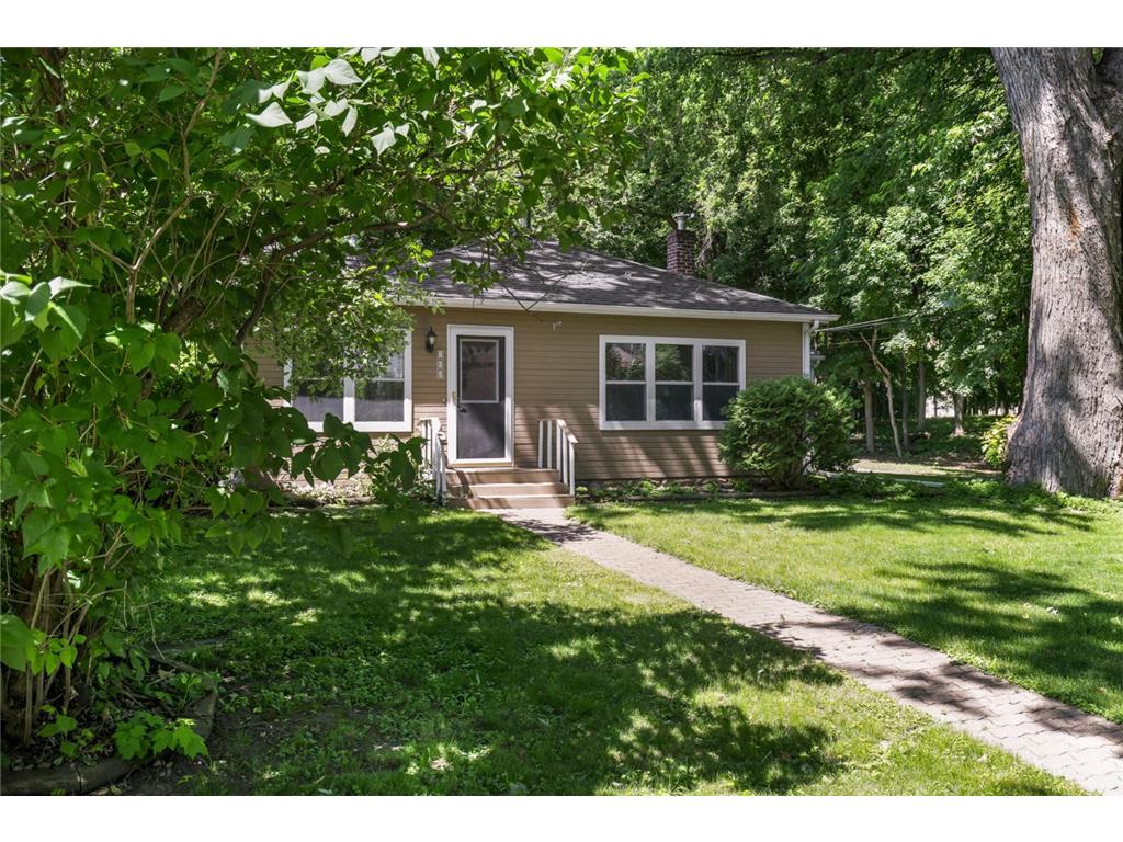 100 Mound Avenue Tonka Bay MN 55331 6541495 image1
