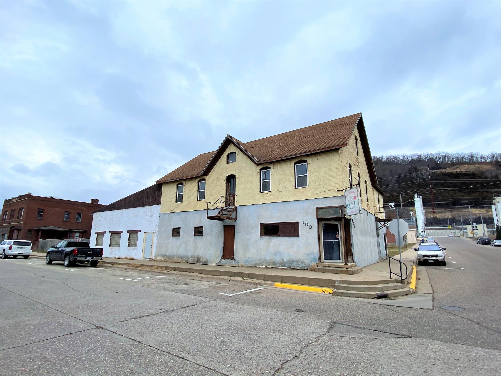 100 N Main Street, Cochrane, WI 54622 MLS 5695886 Edina Realty