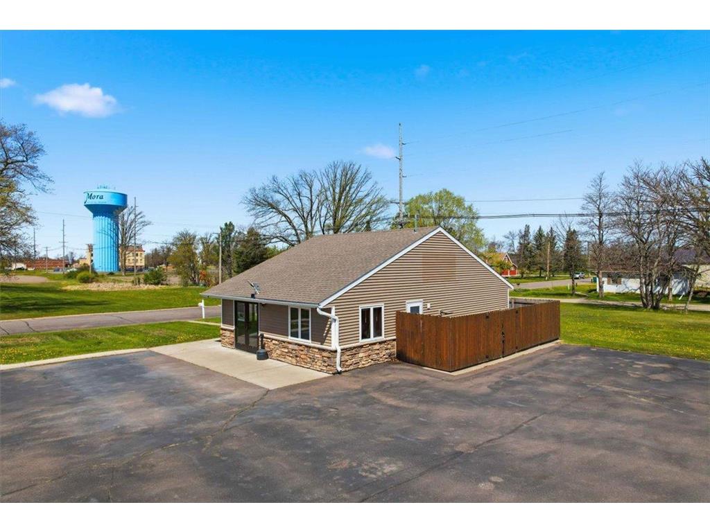 100 N Pine Street S Mora MN 55051 7072643 image2