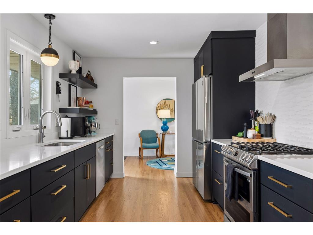 100 Ottawa Avenue S Golden Valley MN 55416 7041238 image11
