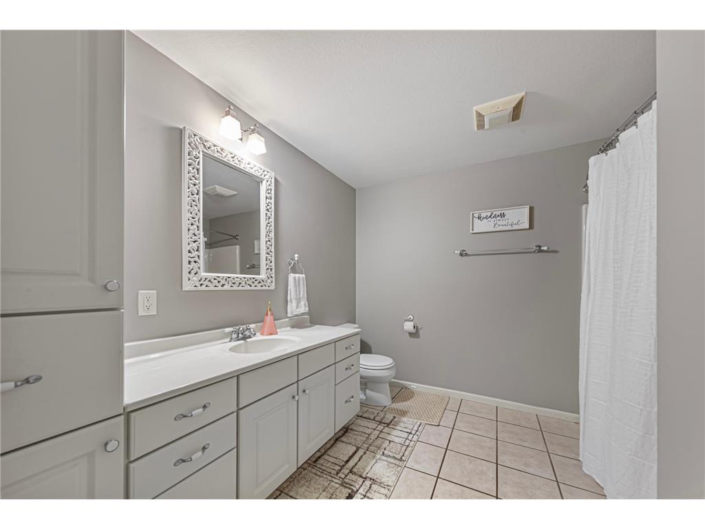 100 Park Place Mankato MN 56001 7092995 image20