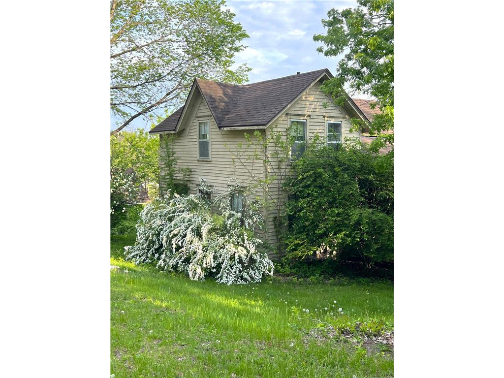 100 Park Street W Cannon Falls MN 55009 6513357 image1