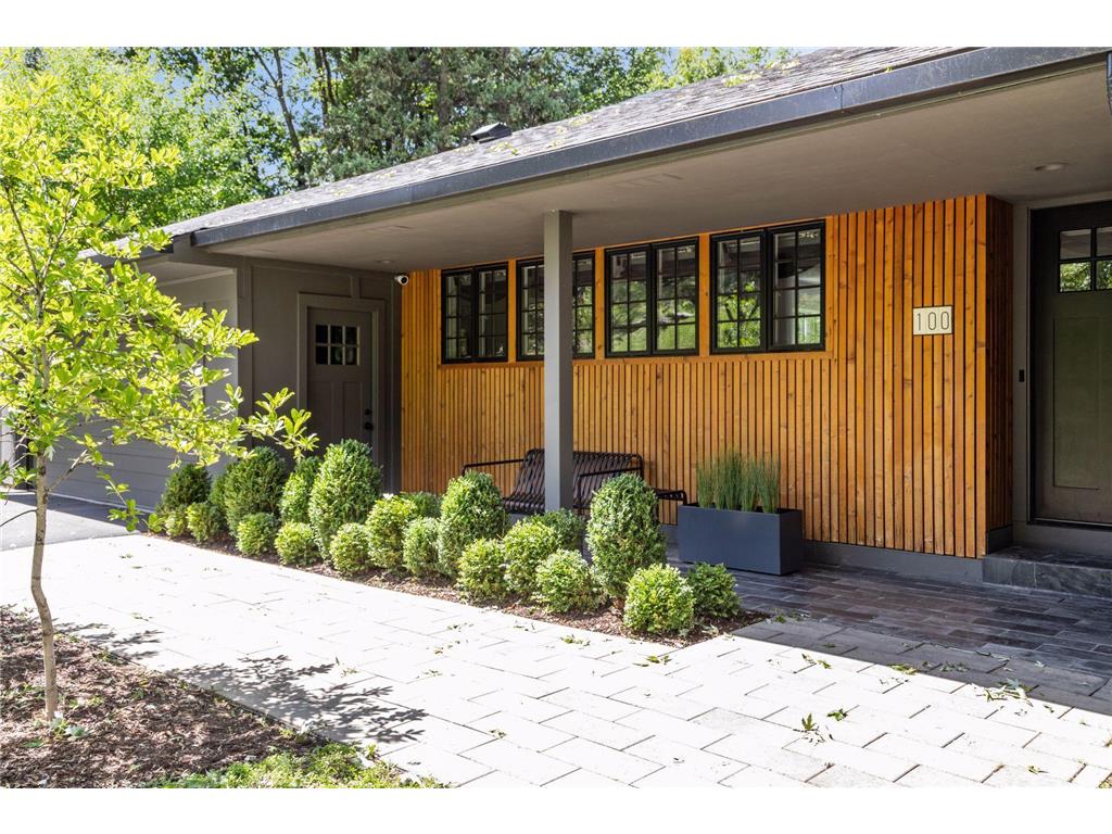 100 Parkview Terrace Golden Valley MN 55416 6417265 image1