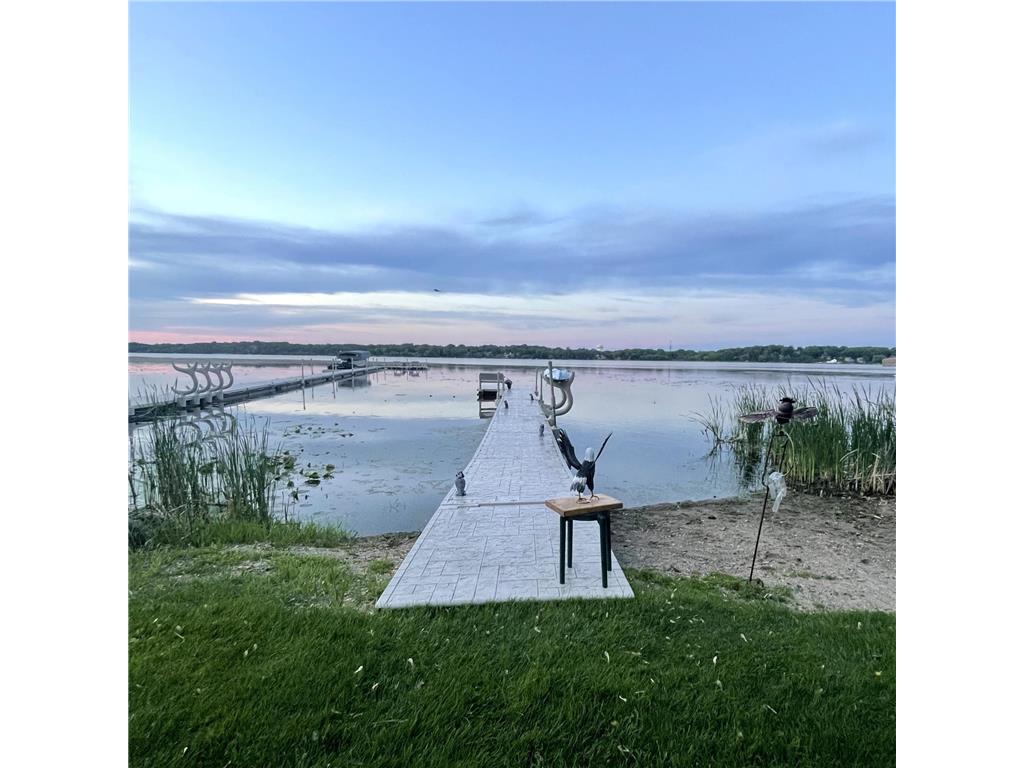 100 Peninsula Road Medicine Lake MN 55441 - Medicine Lake 7046332 image2