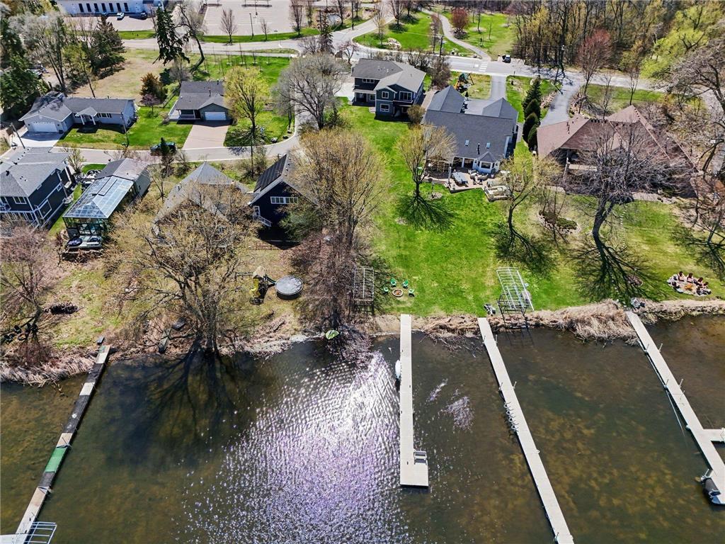 100 Peninsula Road Medicine Lake MN 55441 - Medicine Lake 7046332 image3