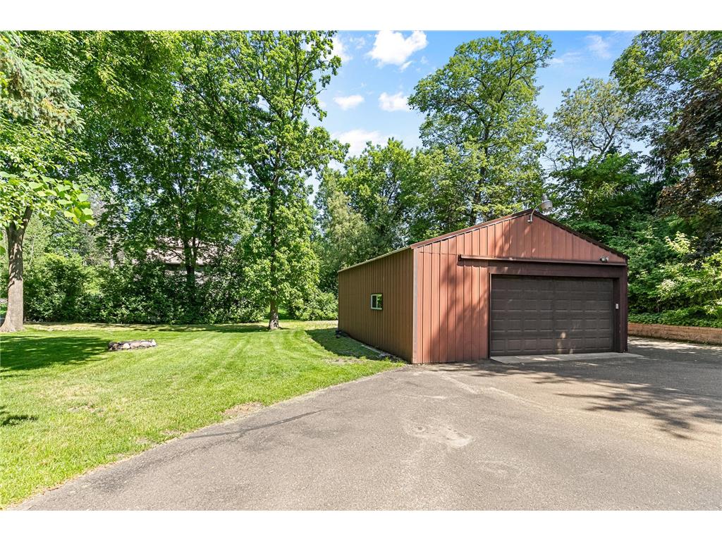 100 Puma Lane Mahtomedi MN 55115 7055519 image12