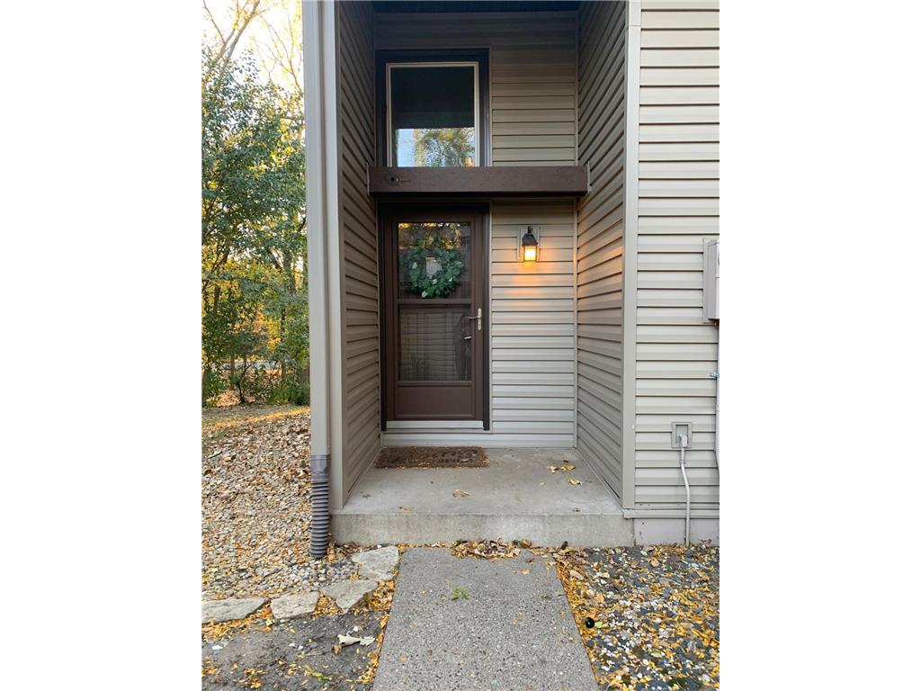 100 River Woods Lane Burnsville MN 55337 6615480 image1