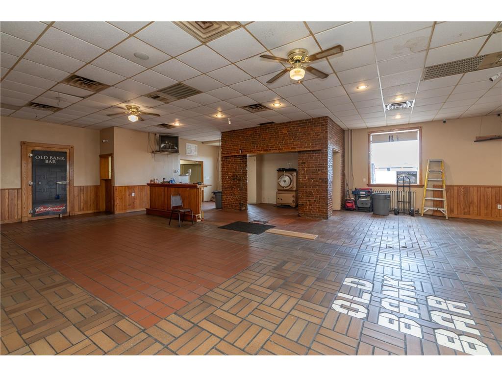 100 S Washington Street Lake City MN 55041 6752187 image16