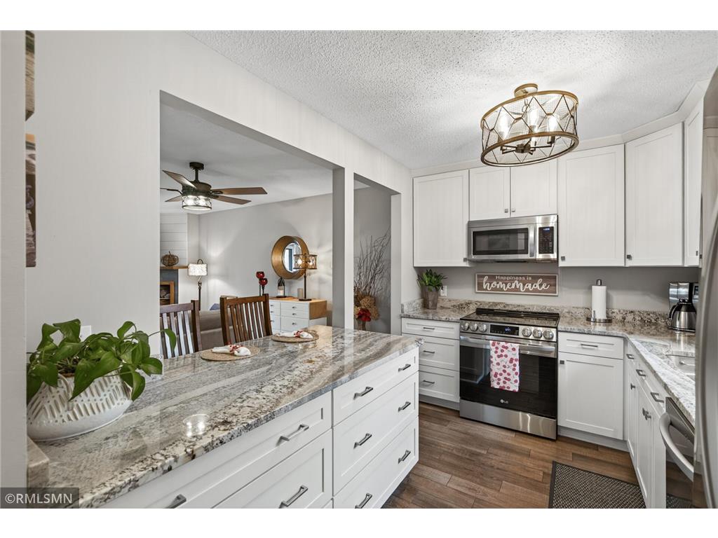 100 South Drive #B Circle Pines MN 55014 7057337 image19