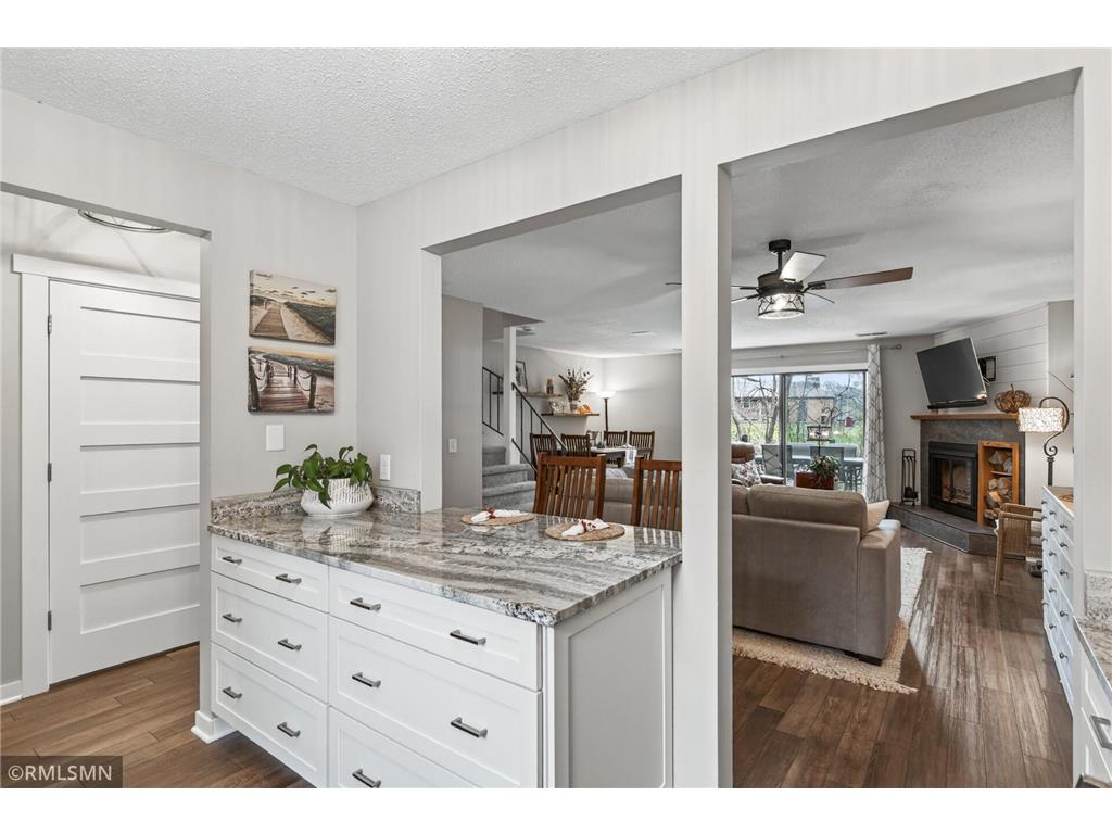 100 South Drive #B Circle Pines MN 55014 7057337 image20