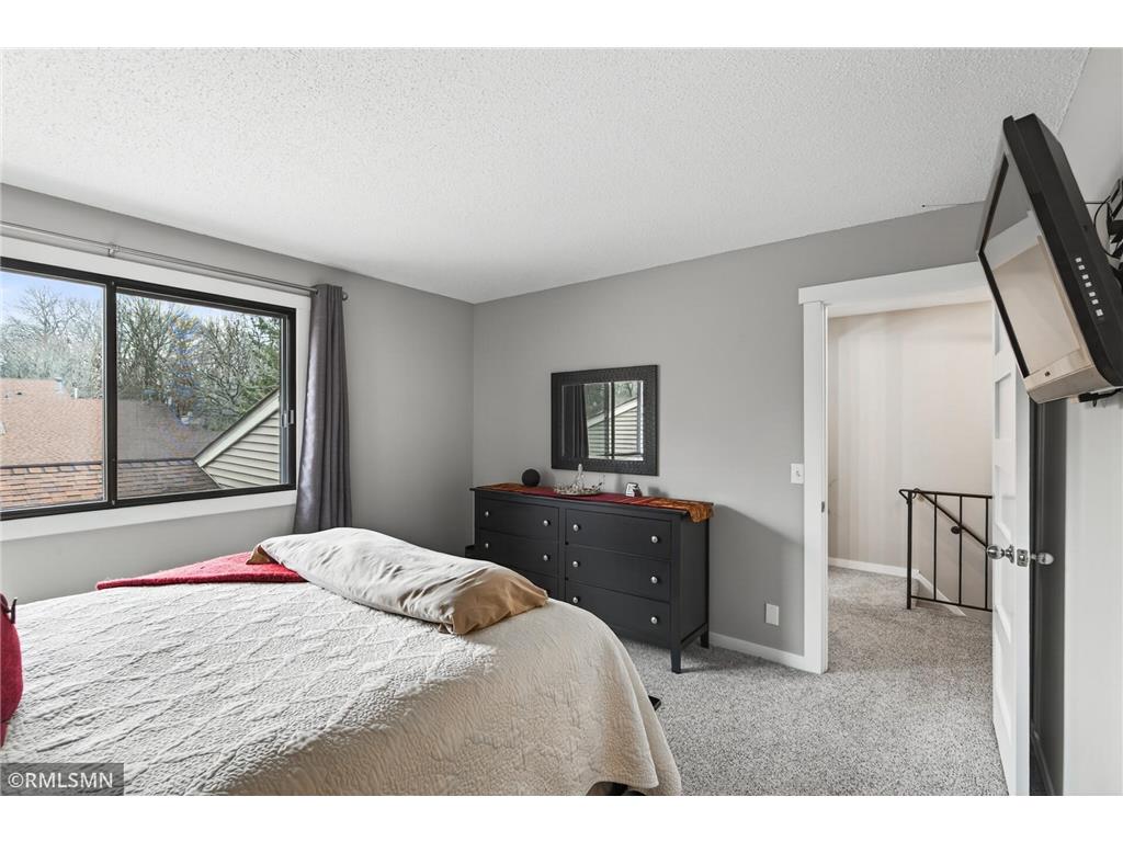 100 South Drive #B Circle Pines MN 55014 7057337 image29