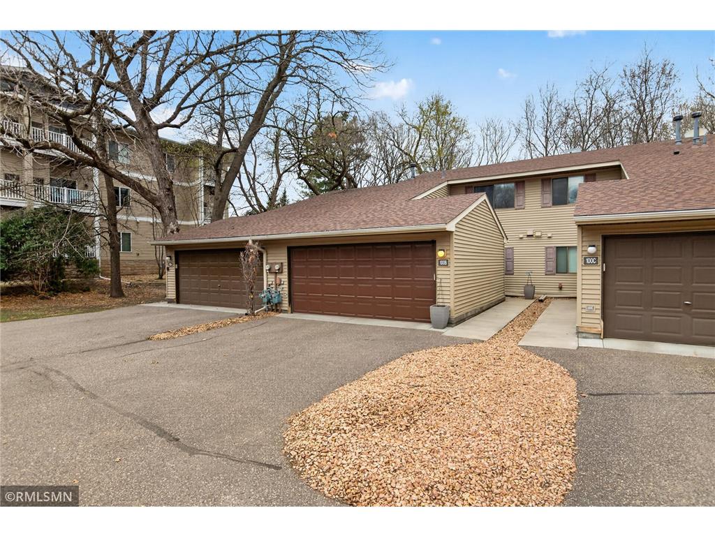 100 South Drive #B Circle Pines MN 55014 7057337 image3