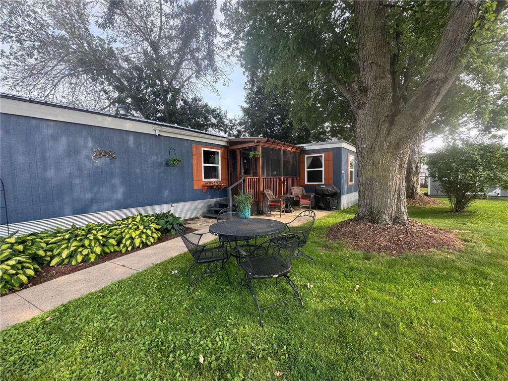 100 Southhaven Drive Mankato MN 56001 6770160 image1