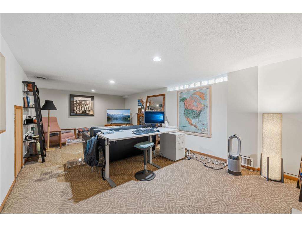 100 Turnpike Road Golden Valley MN 55416 7096756 image32