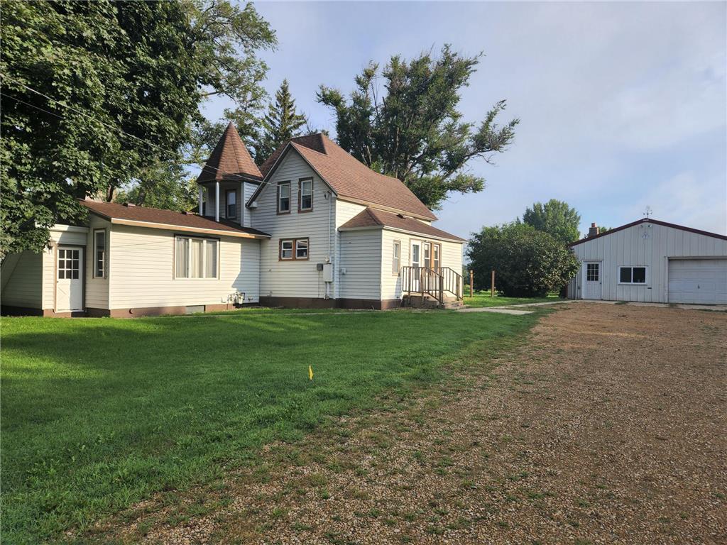 100 Valley Lane, Eagle Lake, MN, 56024 MLS 6251173 Edina Realty