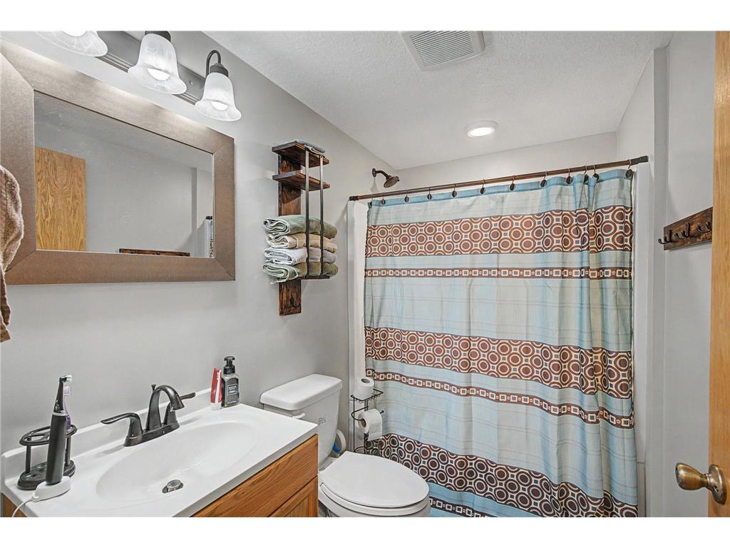 100 Vedders Avenue Pease MN 56363 7073924 image9