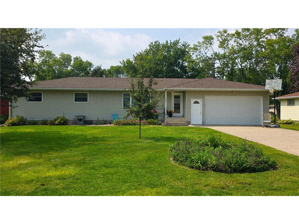 100 W 4th Street S Cottonwood MN 56229 6783106 image1