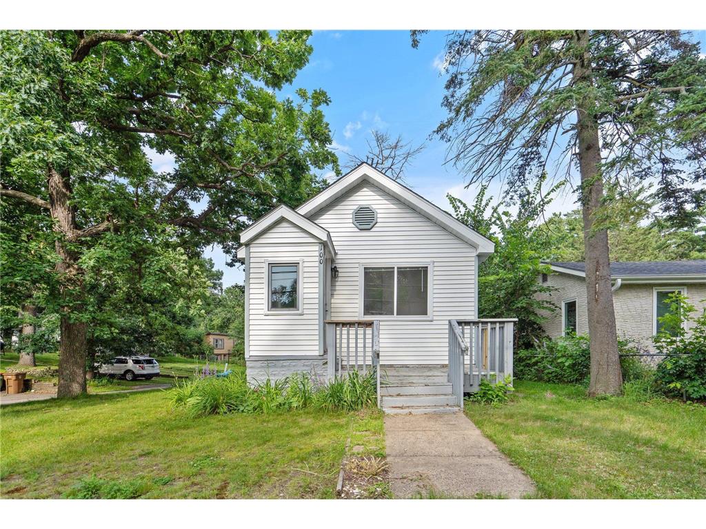 100 Warner Avenue S Mahtomedi MN 55115 7035178 image1