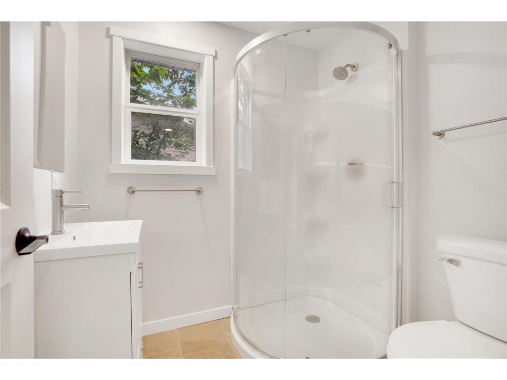 100 Warner Avenue S Mahtomedi MN 55115 7035178 image13