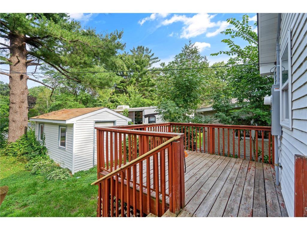 100 Warner Avenue S Mahtomedi MN 55115 7035178 image16