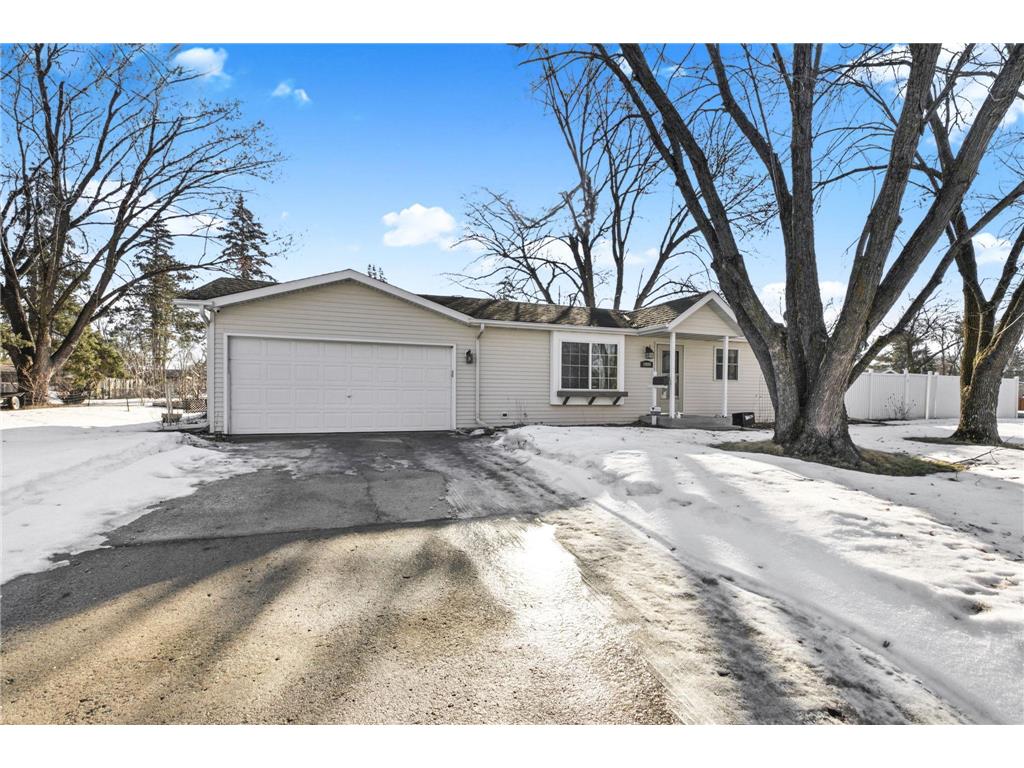 1000 22nd Avenue N Saint Cloud MN 56303 7020118 image1