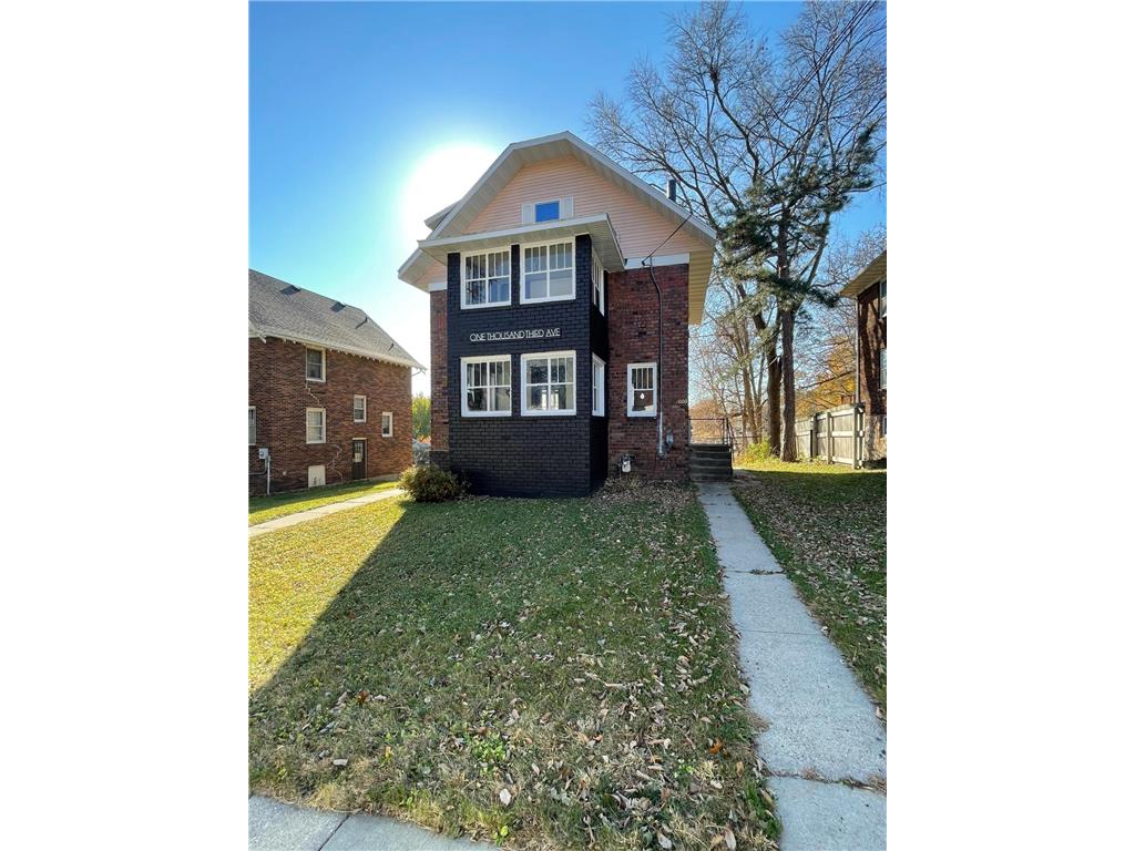 1000 3rd Avenue SE, Waseca, MN 56093 MLS 6303555 Edina Realty