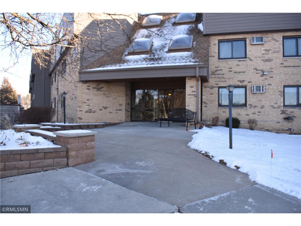 1000 41st Avenue NE #104NE Columbia Heights MN 55421 6650945 image1