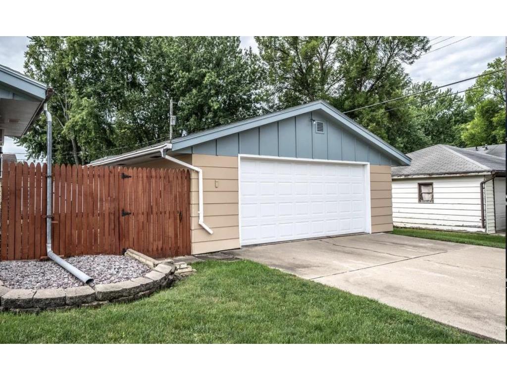 1000 8th Street Farmington MN 55024 7067749 image4