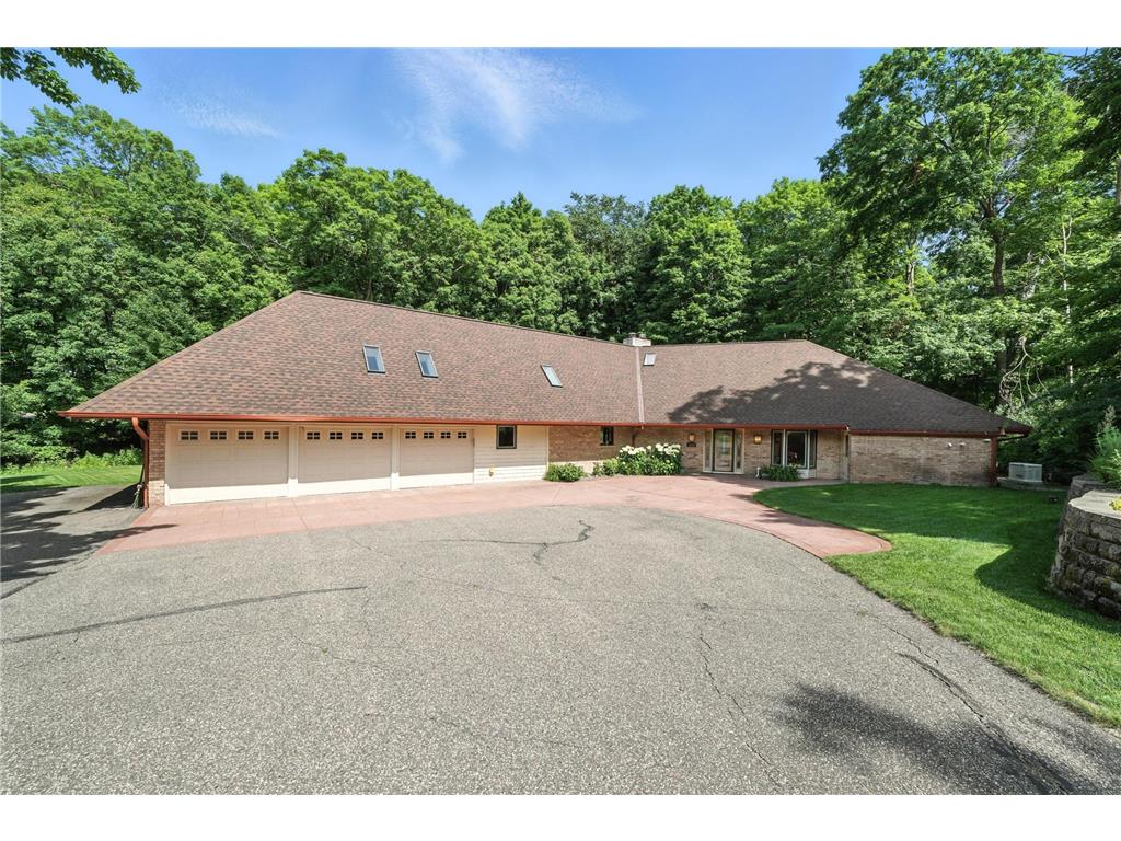 1000 Heritage Lane Orono MN 55391 - Lake Minnetonka 7028610 image2