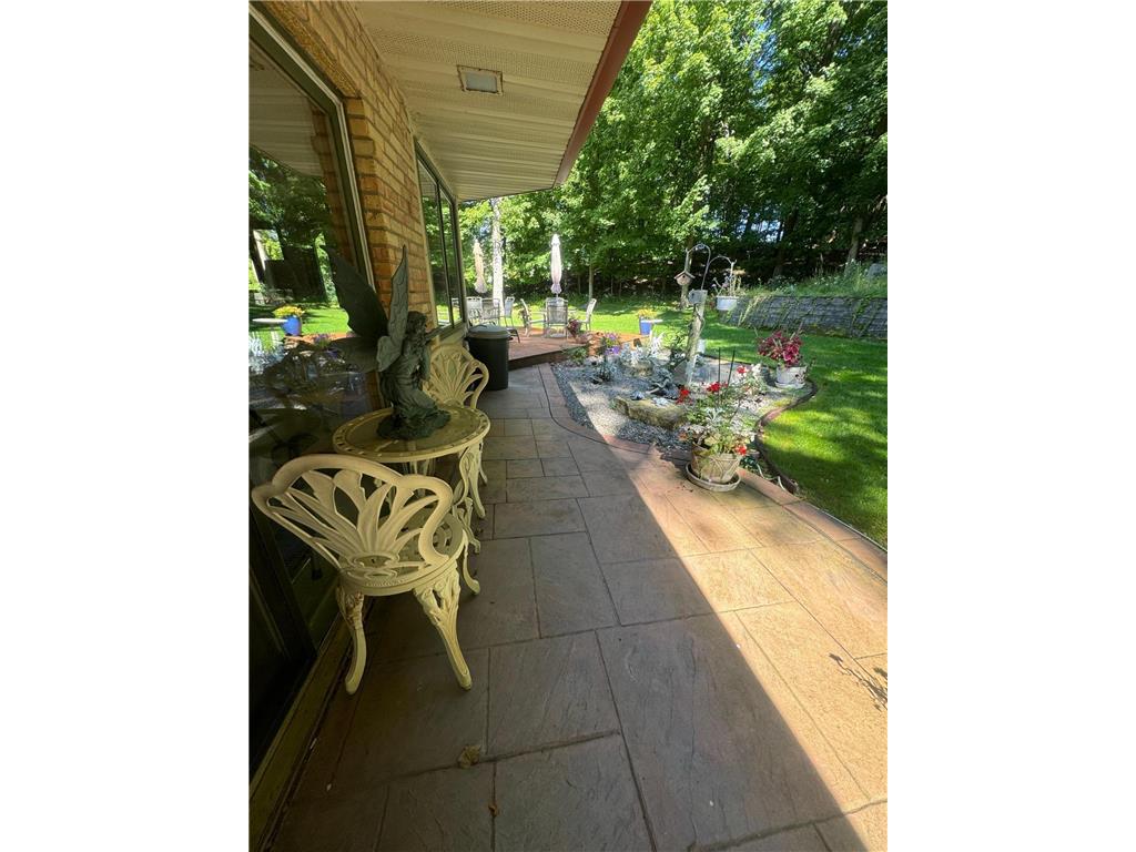 1000 Heritage Lane Orono MN 55391 - Lake Minnetonka 7028610 image30