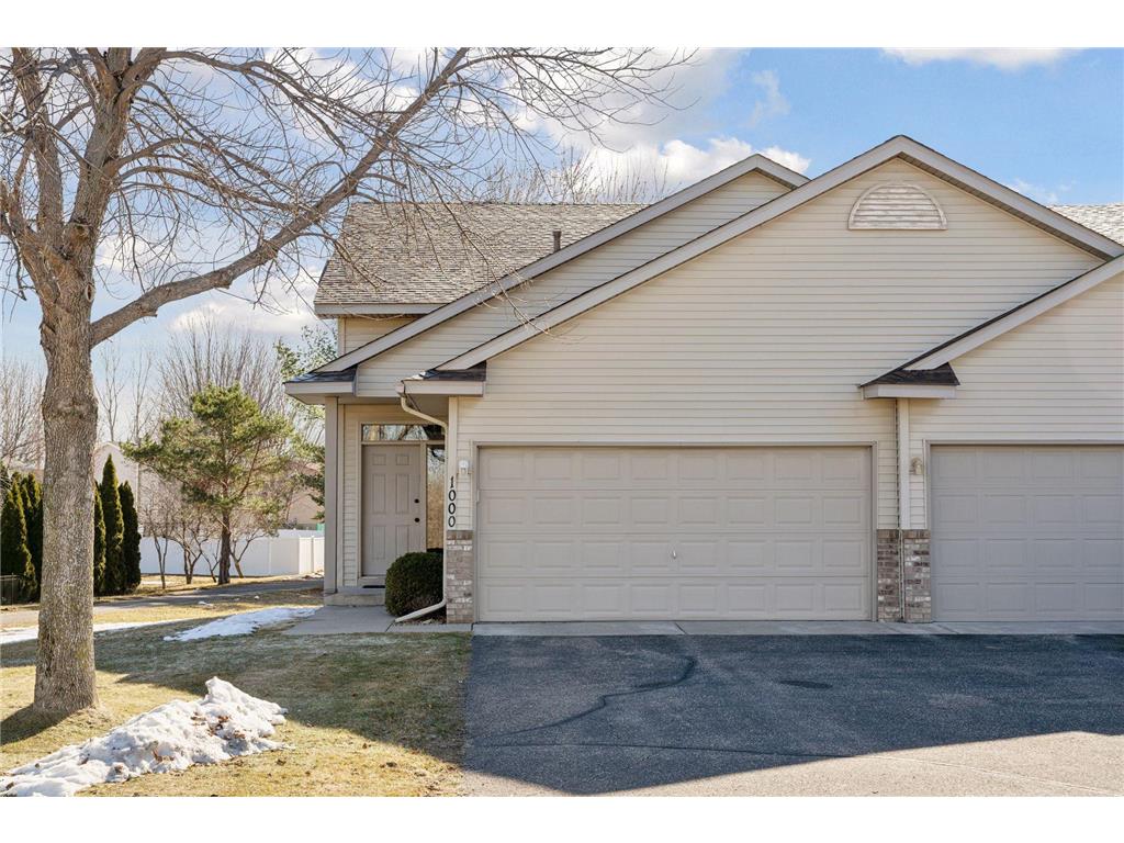 1000 Honeysuckle Lane SE Cambridge MN 55008 6486357 image1