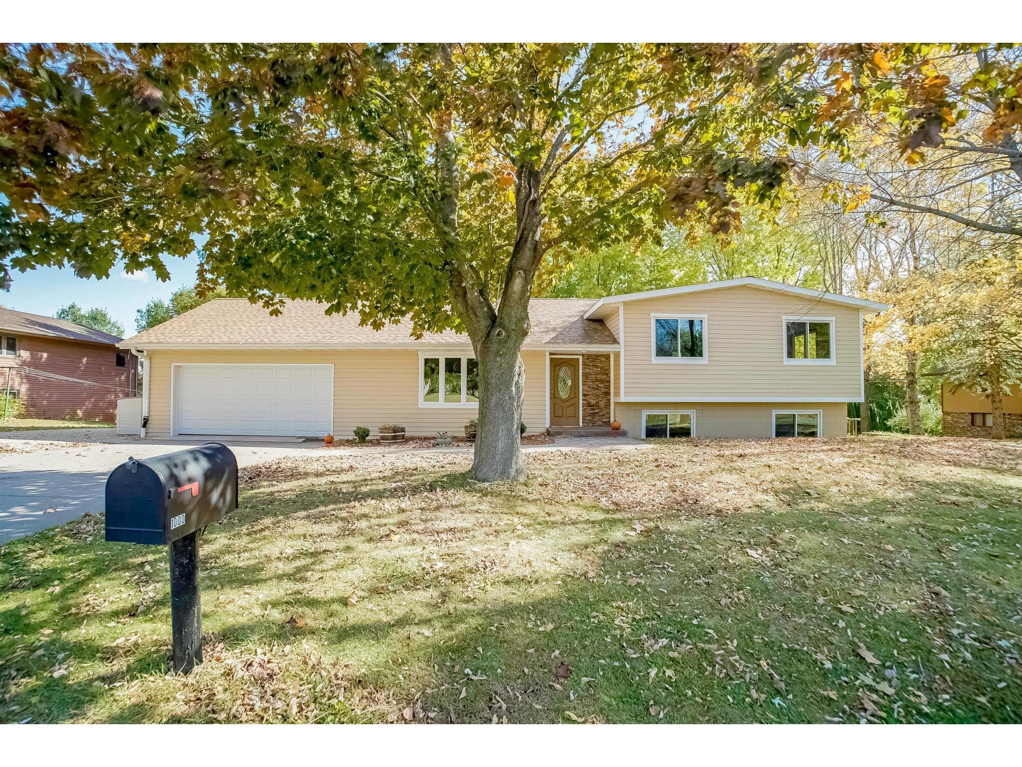 1000 Marjorie Street, Hammond, WI 54015 MLS 5665149 Edina Realty