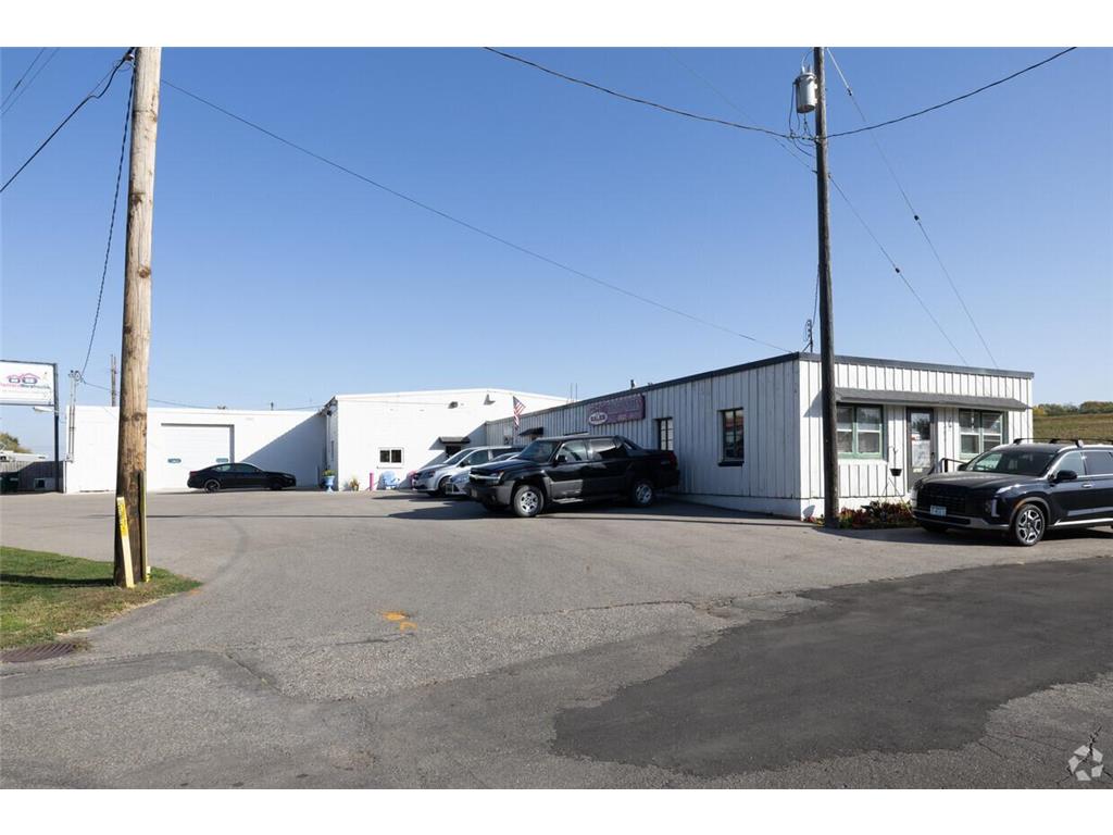 1000 N River Drive North Mankato MN 56003 7035432 image3