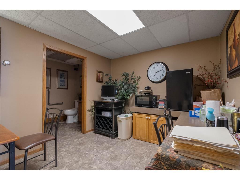 1000 N River Drive North Mankato MN 56003 7035432 image7